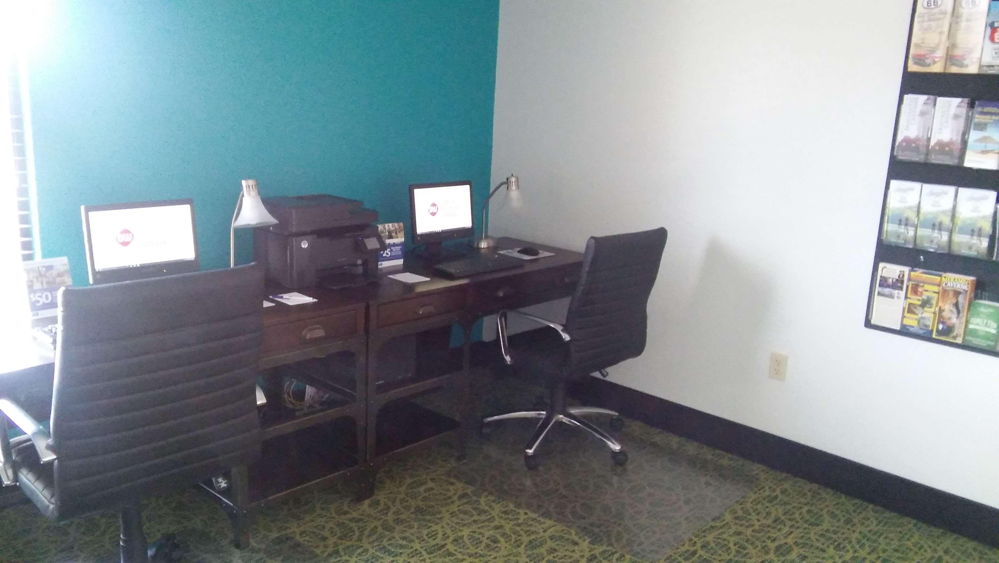 Best Western Plus Springfield Airport Inn Extérieur photo
