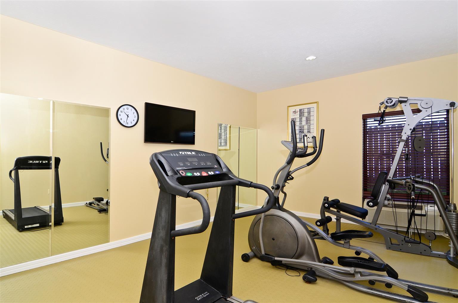 Best Western Plus Springfield Airport Inn Extérieur photo
