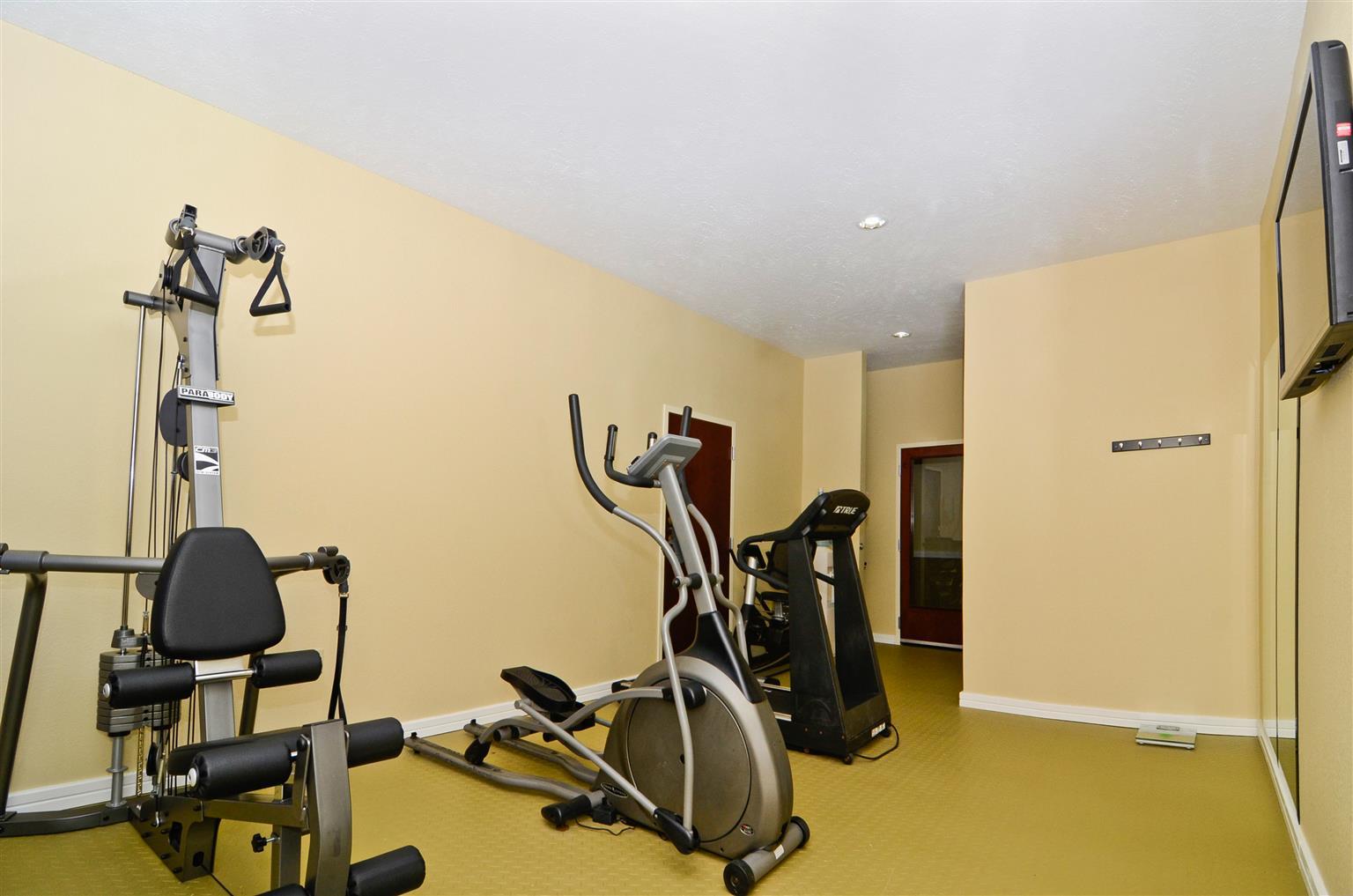 Best Western Plus Springfield Airport Inn Extérieur photo