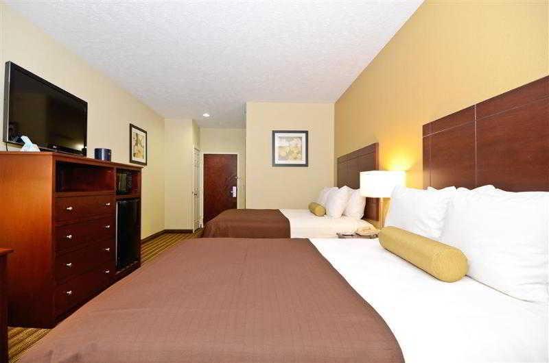 Best Western Plus Springfield Airport Inn Extérieur photo